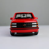 Maisto Chevrolet 454 SS Pickup 1993 1:24 Die-Cast Model Truck – Special Edition