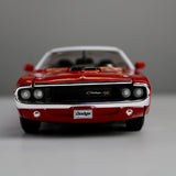 Maisto Dodge Challenger R/T Coupe 1970 1:24 Die-Cast Model Car