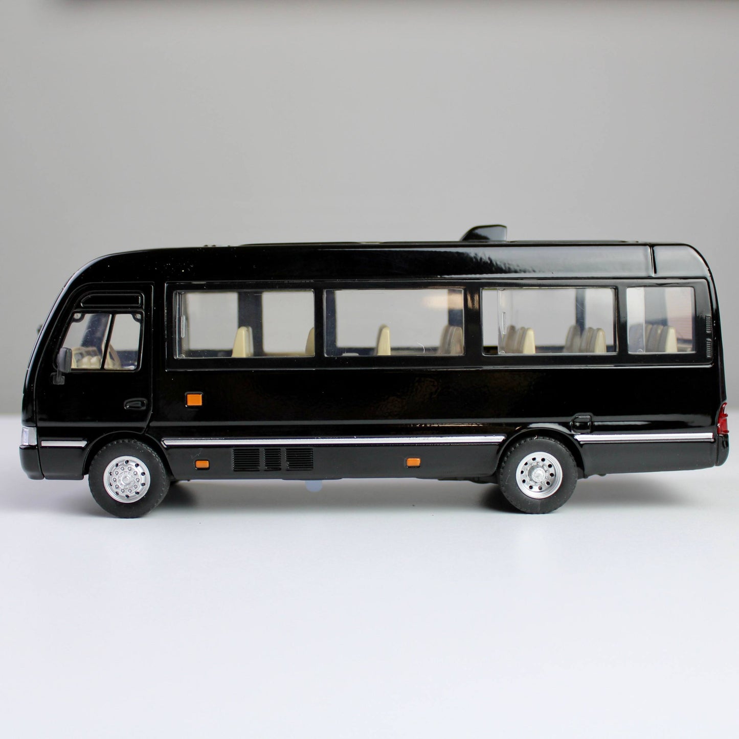Toyota Coaster Die-Cast Bus Model – Premium Collectible with Light & Sound Pull-Back Action