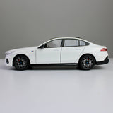 BMW 530Li 1:24 Die-Cast Model Car
