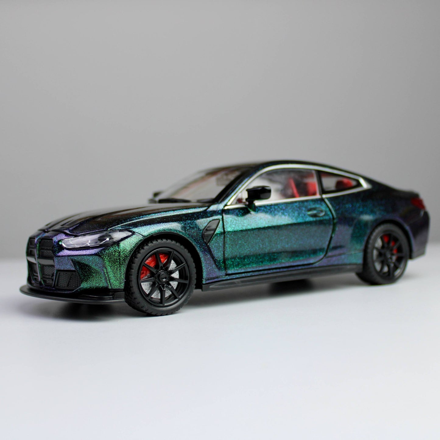 BMW M4 CSL – 1:24 Die-Cast Sports Car Model with Light & Sound