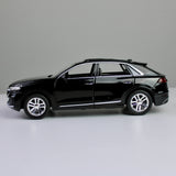 Audi Q8 Diecast Model – 1:24 Scale