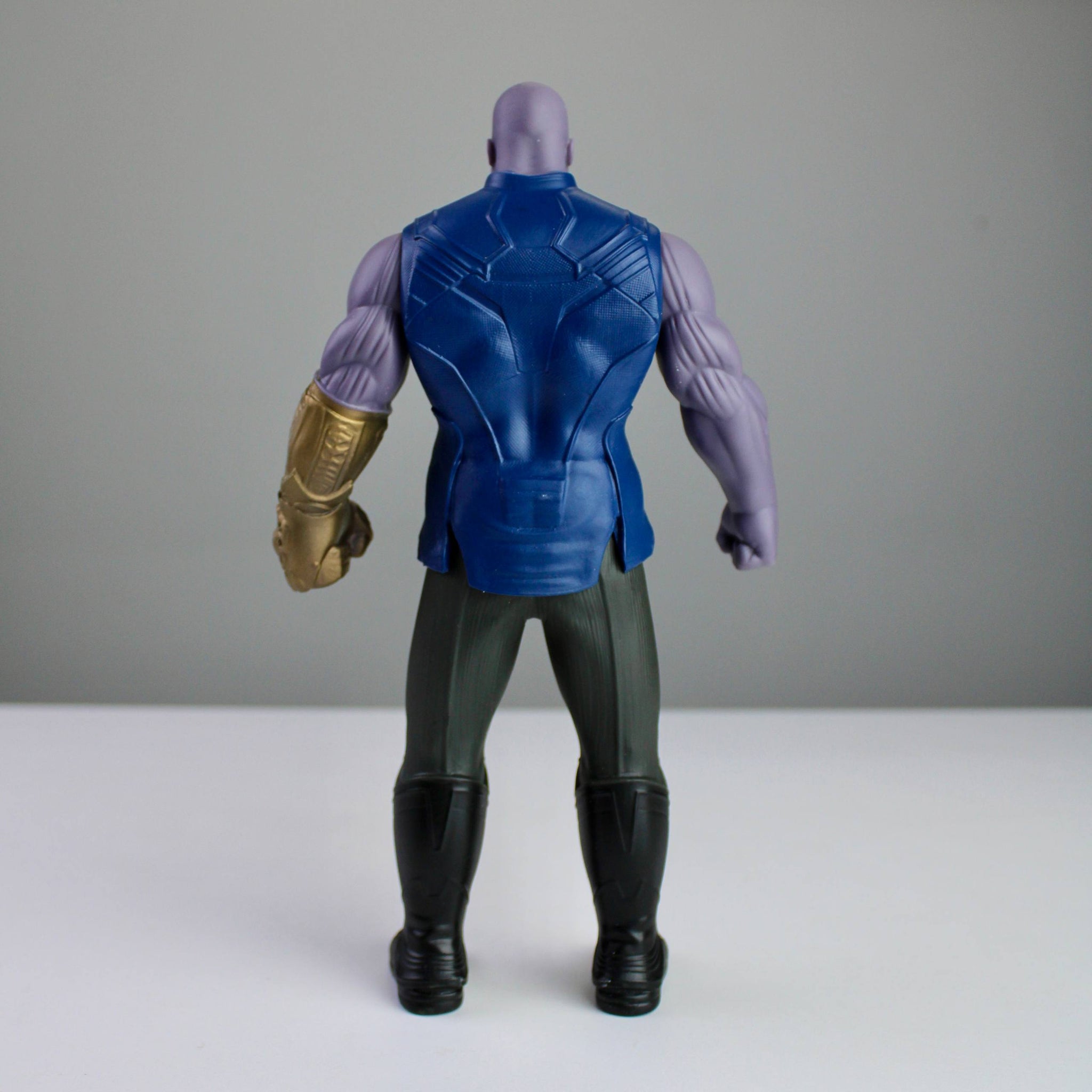 Marvel Avengers Thanos Action Figure – 22 cm