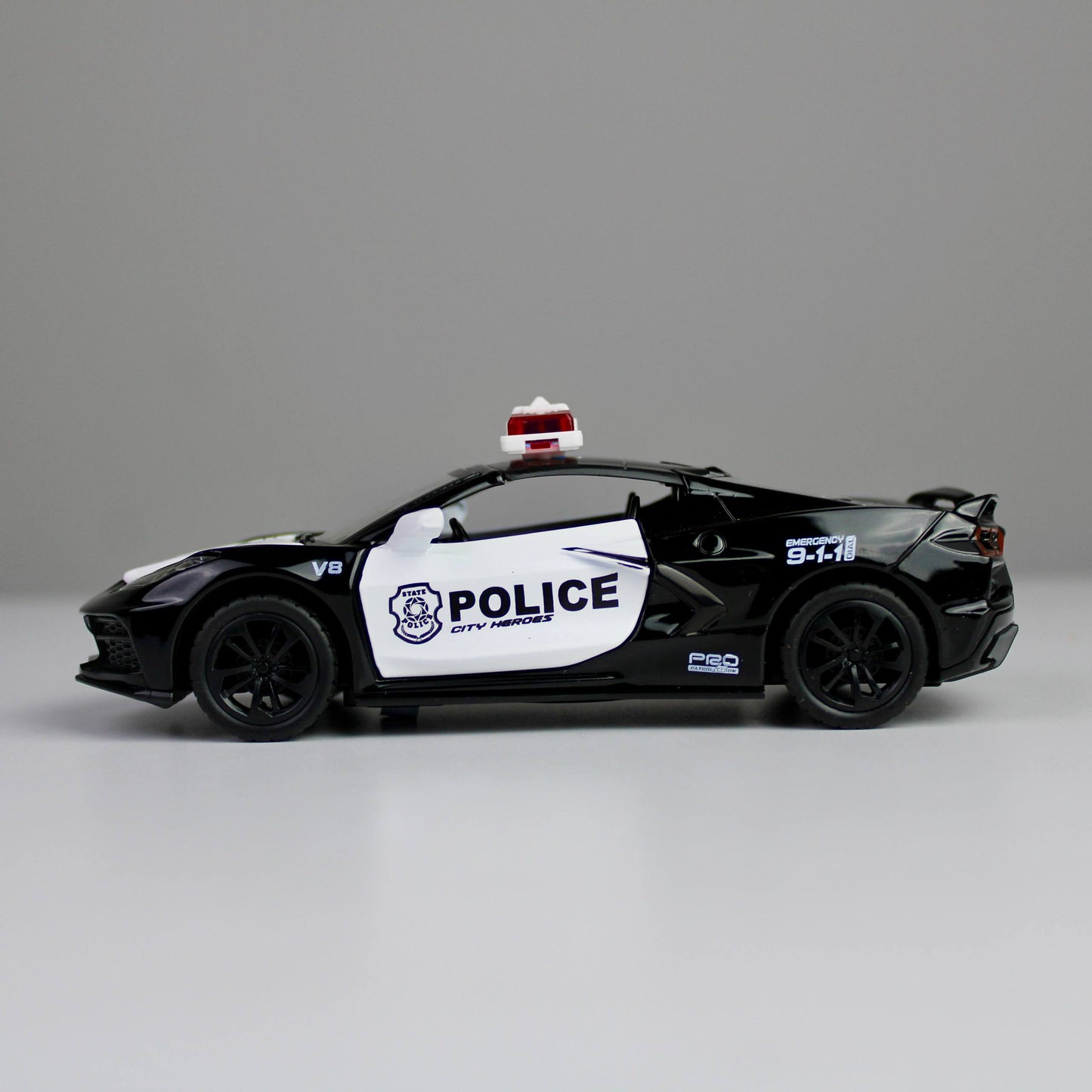 Police Sports Car Die-Cast 1:28 – Metal Model with Lights & Siren Sounds