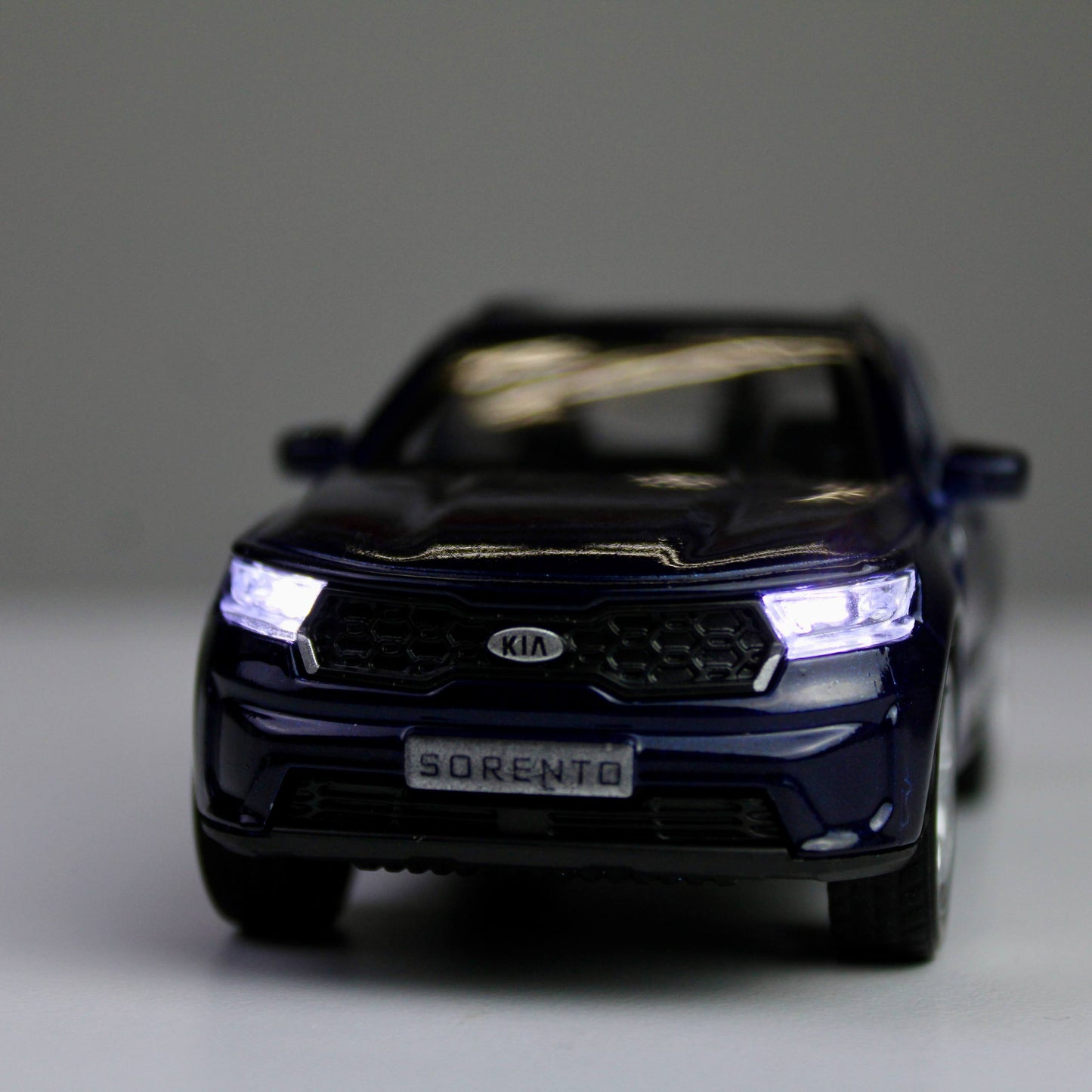 Kia Sorento Diecast Model 1:38