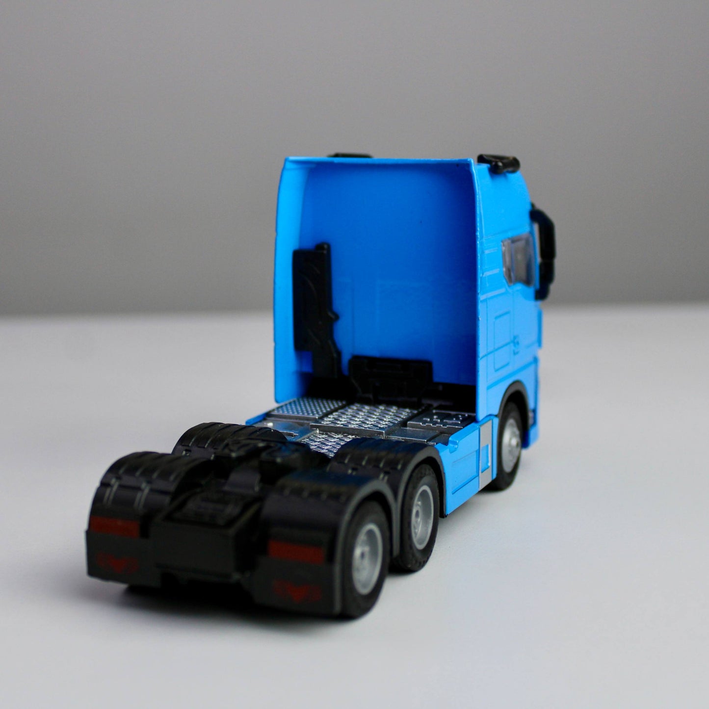 MAN TGX Truck Diecast Model 1:38