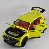 BMW XM – 1:24 Scale Die-Cast Model