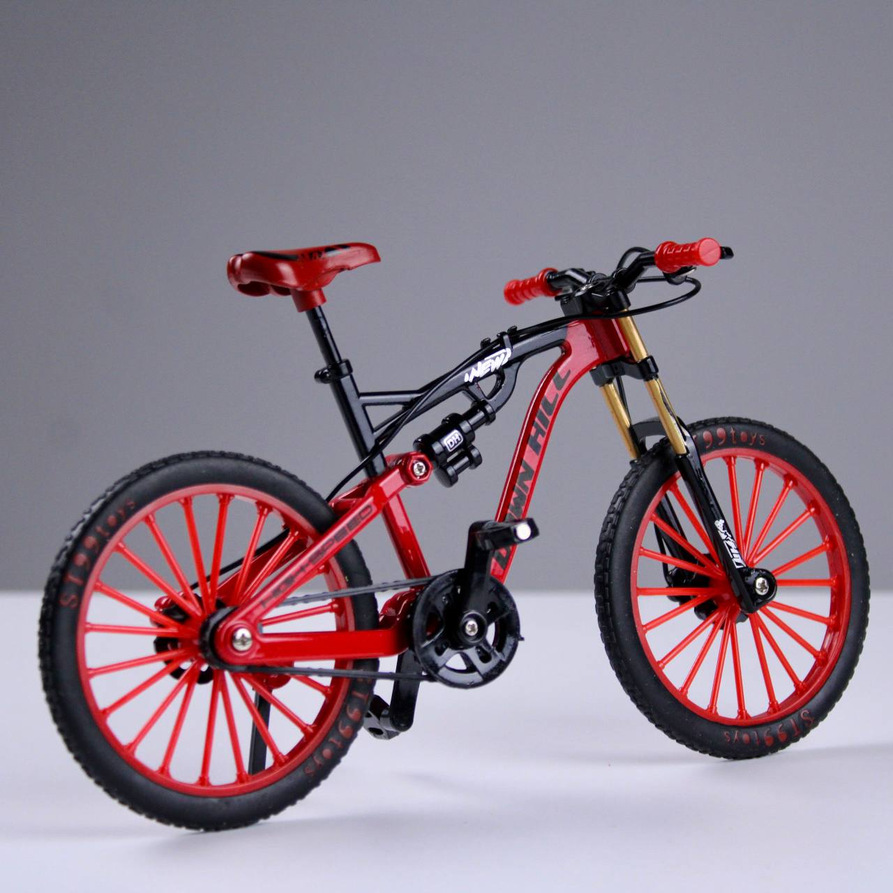 Metal Bicycle Model – 1:8 Scale