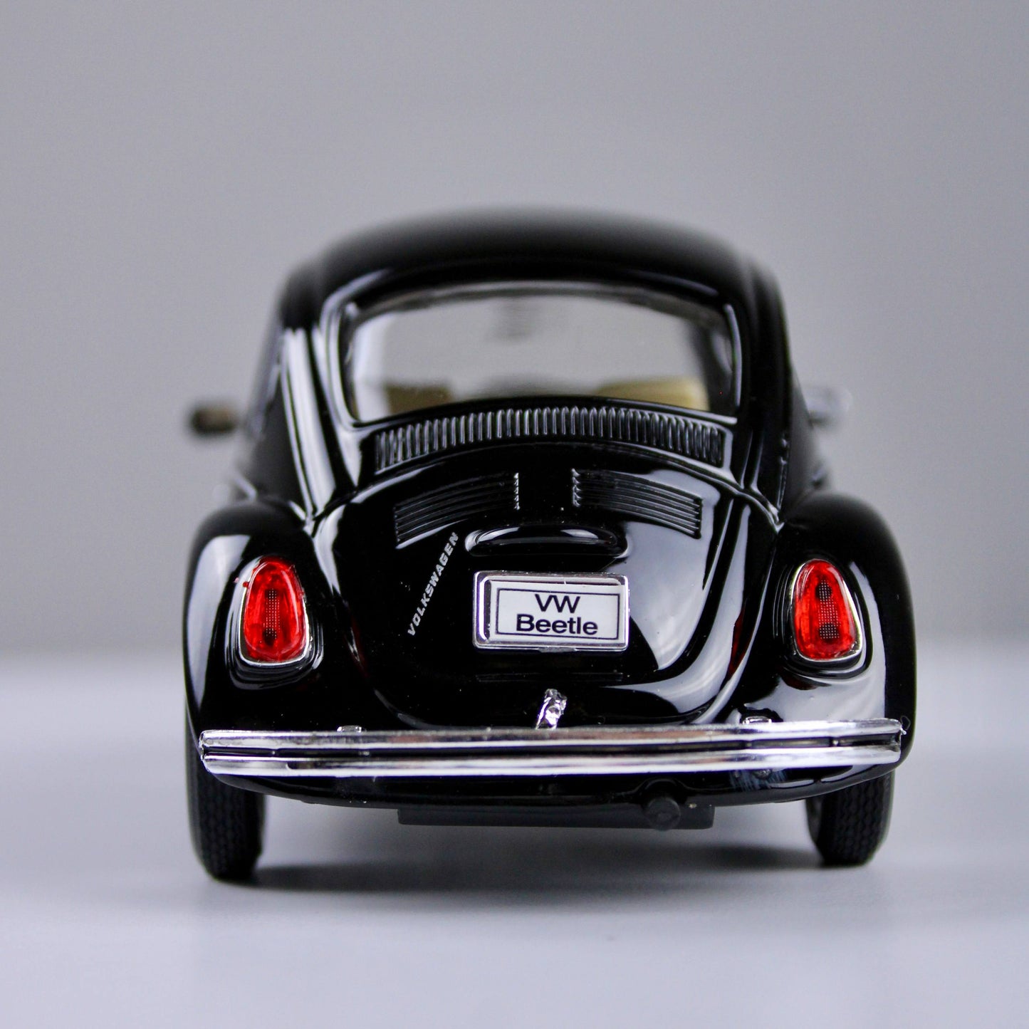 Volkswagen Beetle Classic Die-Cast Model Car
