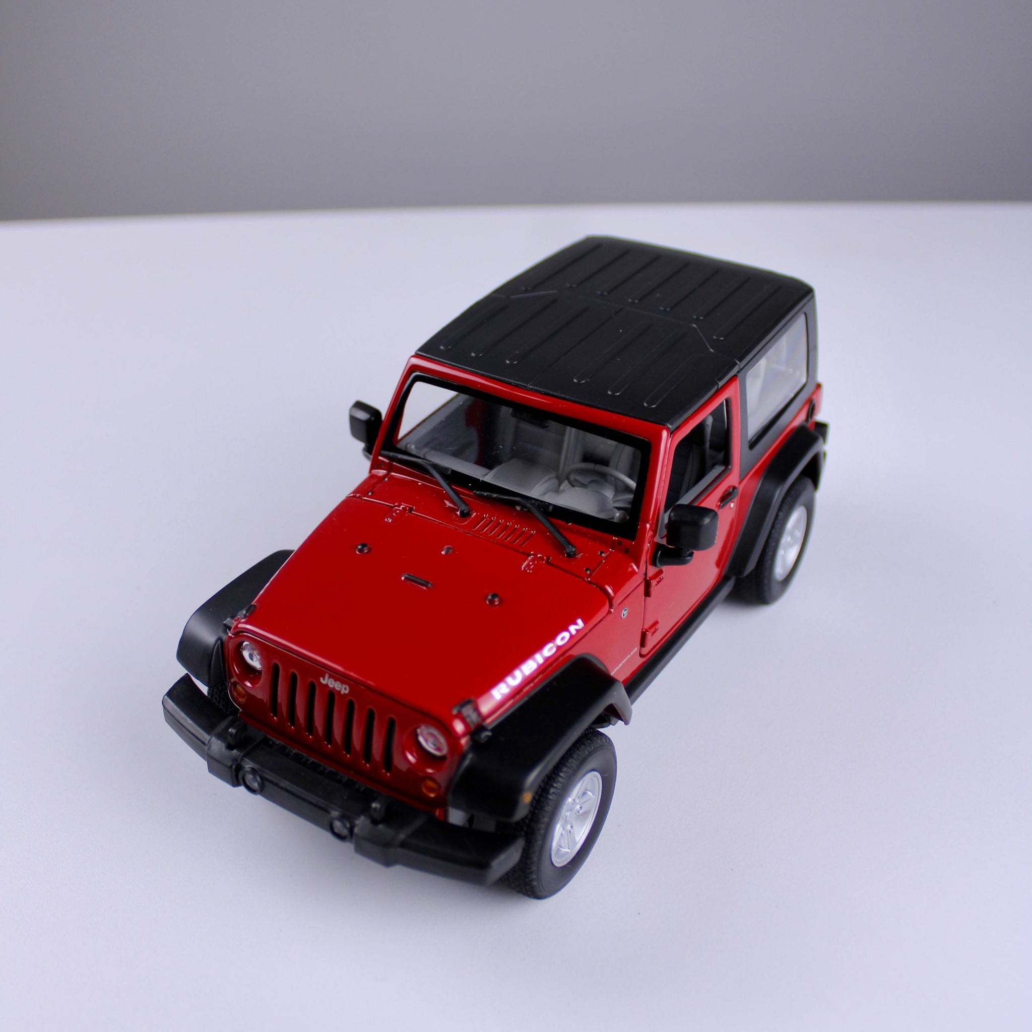 Jeep Wrangler Rubicon Die-Cast Model Car – Red