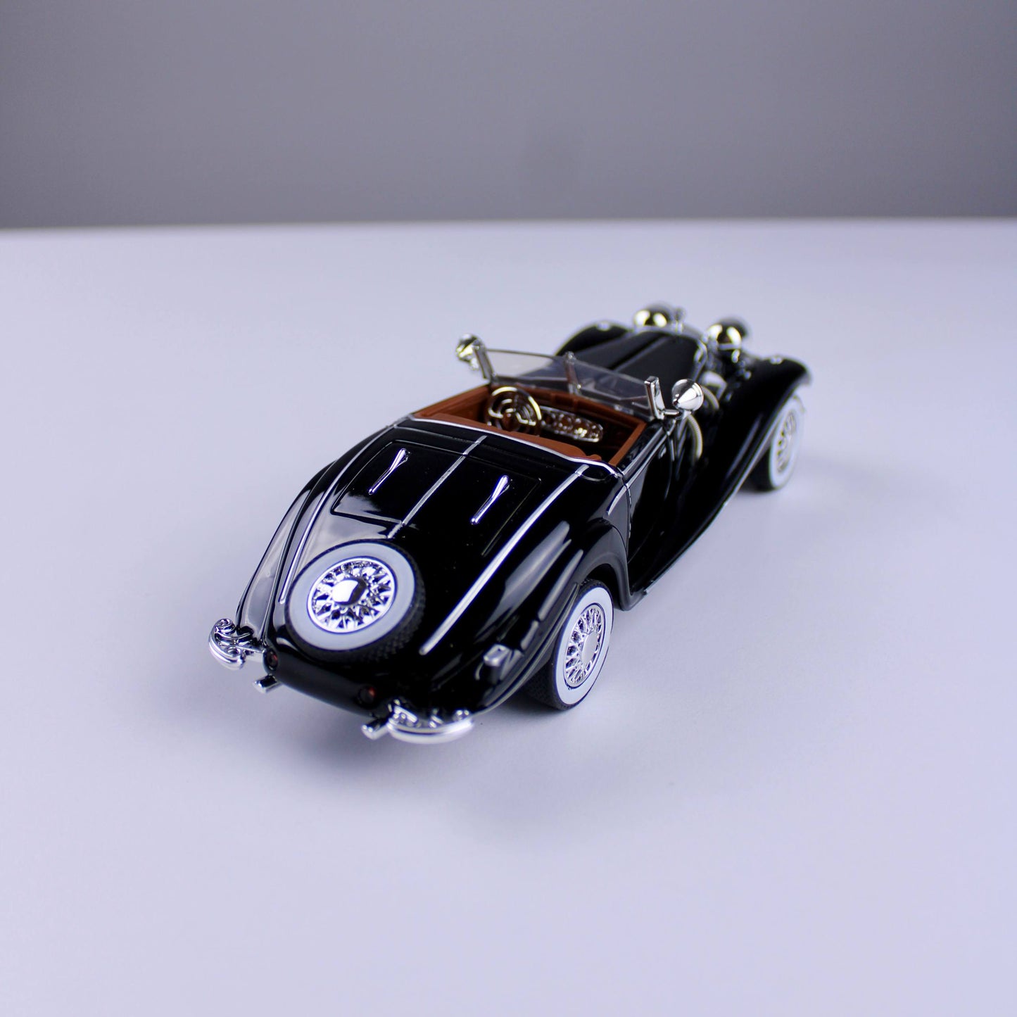Mercedes-Benz 500K 1933 Die-Cast Model Car