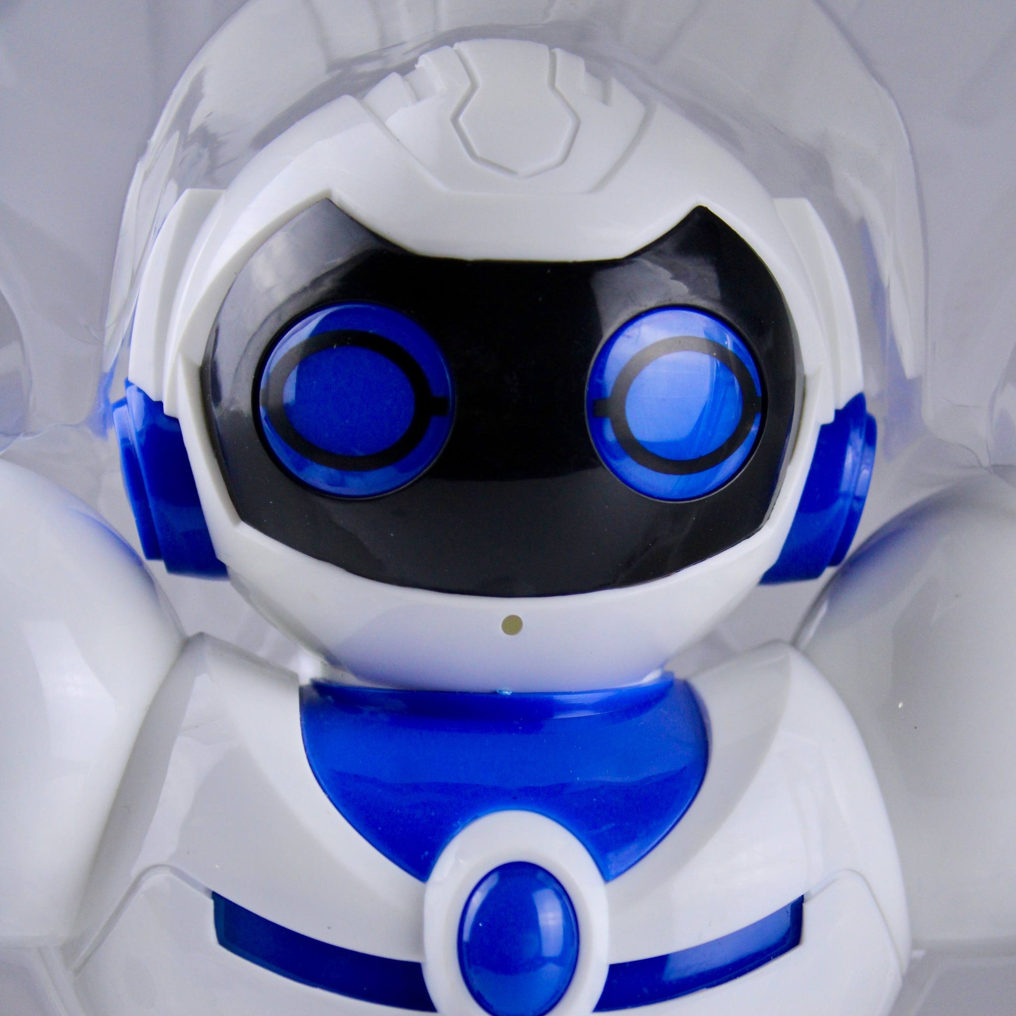 روبوت إطلاق سهام بالتحكم عن بعد