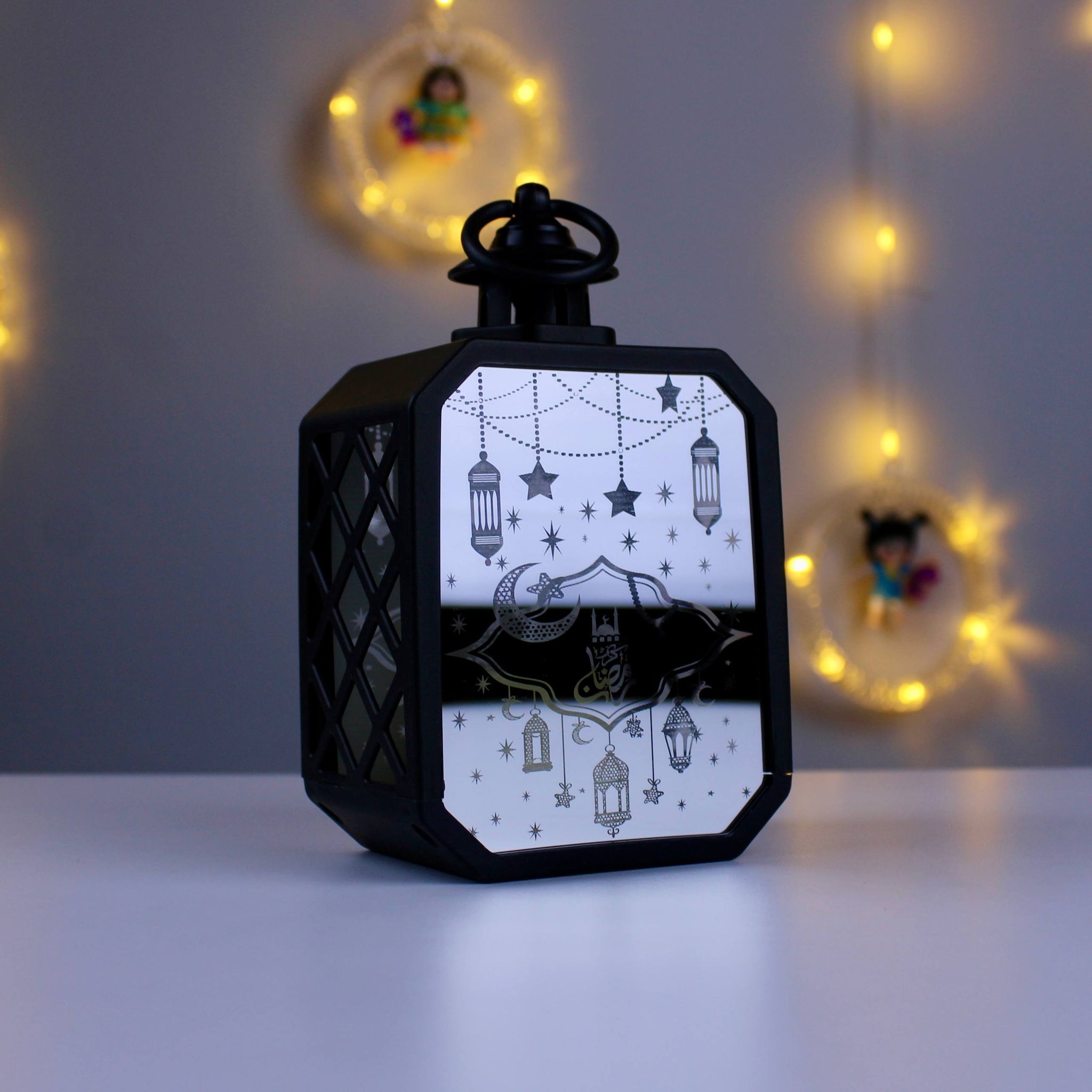 Elegant Ramadan Acrylic Lantern – “Ramadan Kareem”
