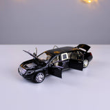 Mercedes-Benz Maybach S600 Die-Cast Model Car – 1:24 Scale