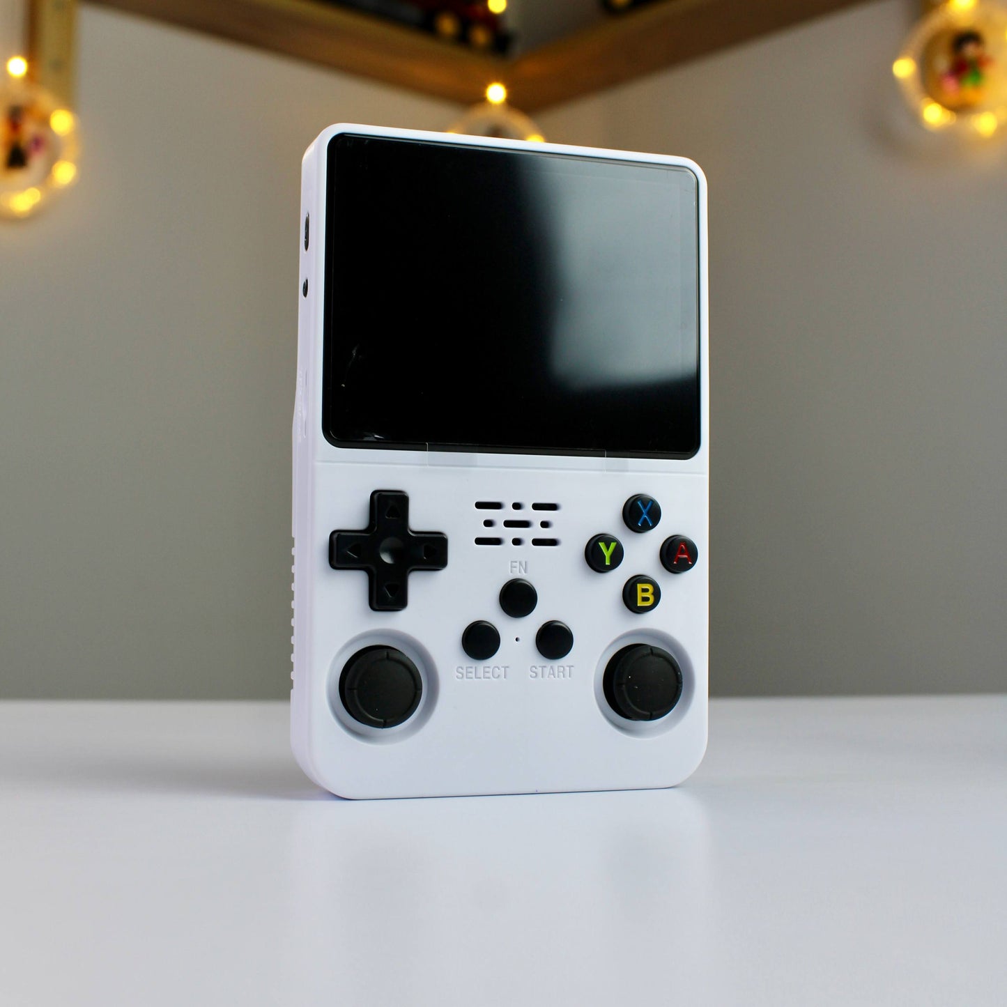 جهاز الألعاب المحمول R36s