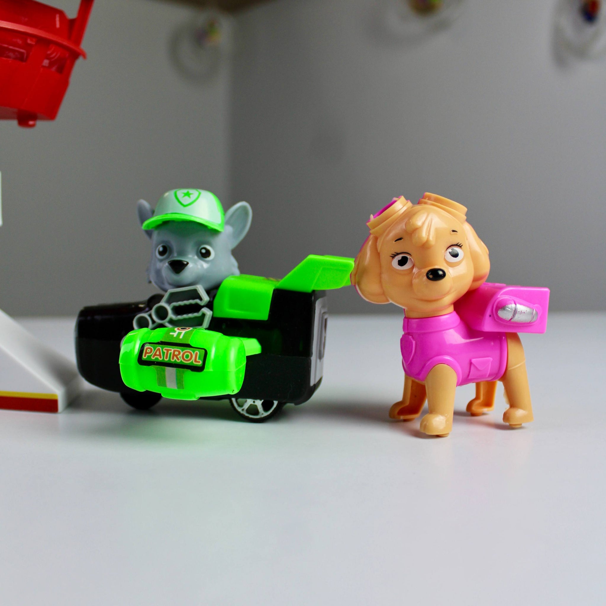 طقم شخصيات Paw Patrol مع برج المراقبة