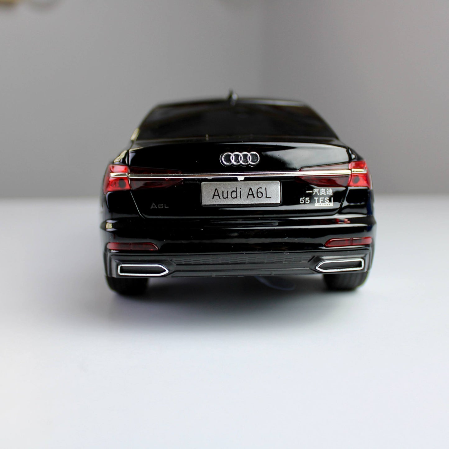 مجسم Audi A6L – مقاس 1:18 (Kingstoy)