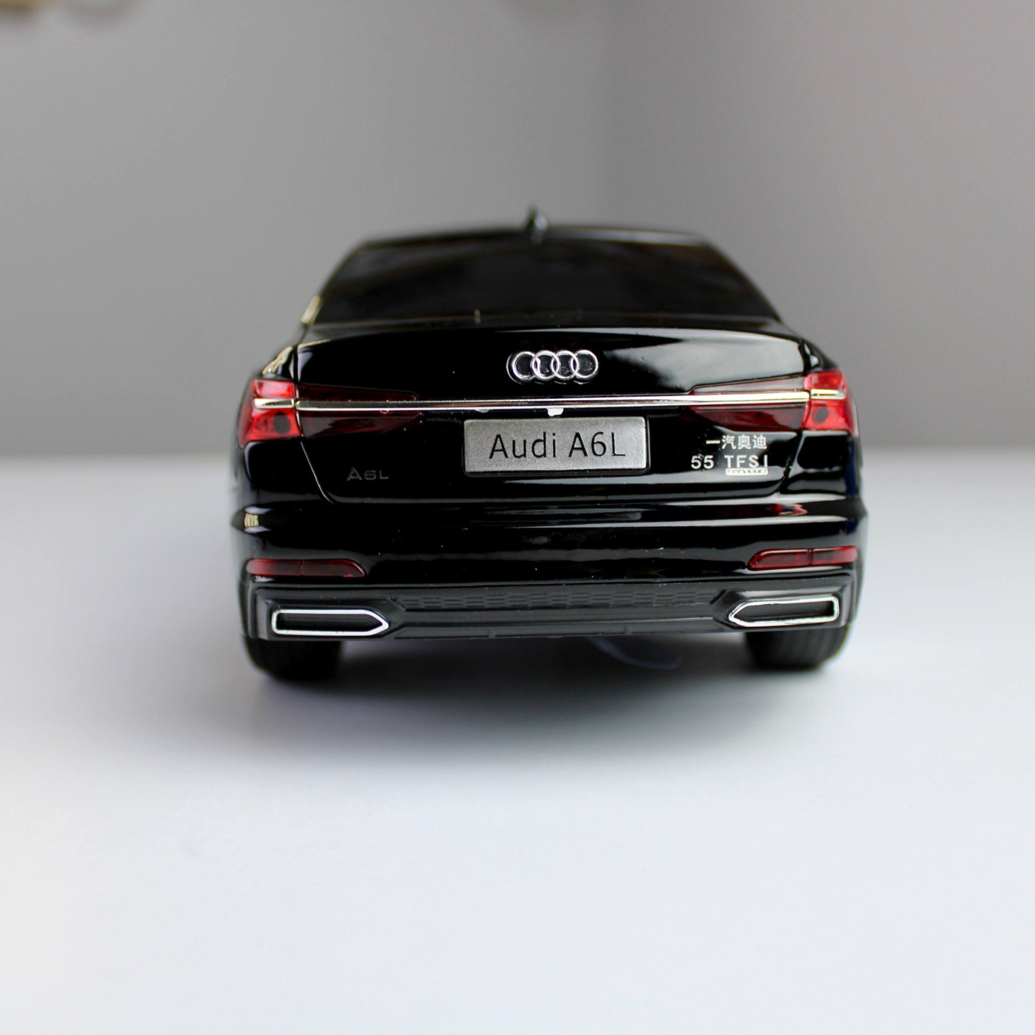 مجسم Audi A6L – مقاس 1:18 (Kingstoy)
