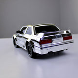 Retro Drift RC – سيارة تحكم عن بعد بمقياس 1:16