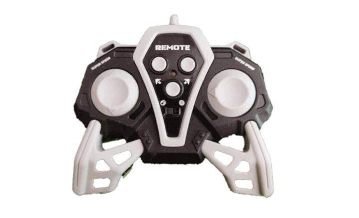 سيارة تحكم بالإشارة البهلوانية - تويستر 360 درجة