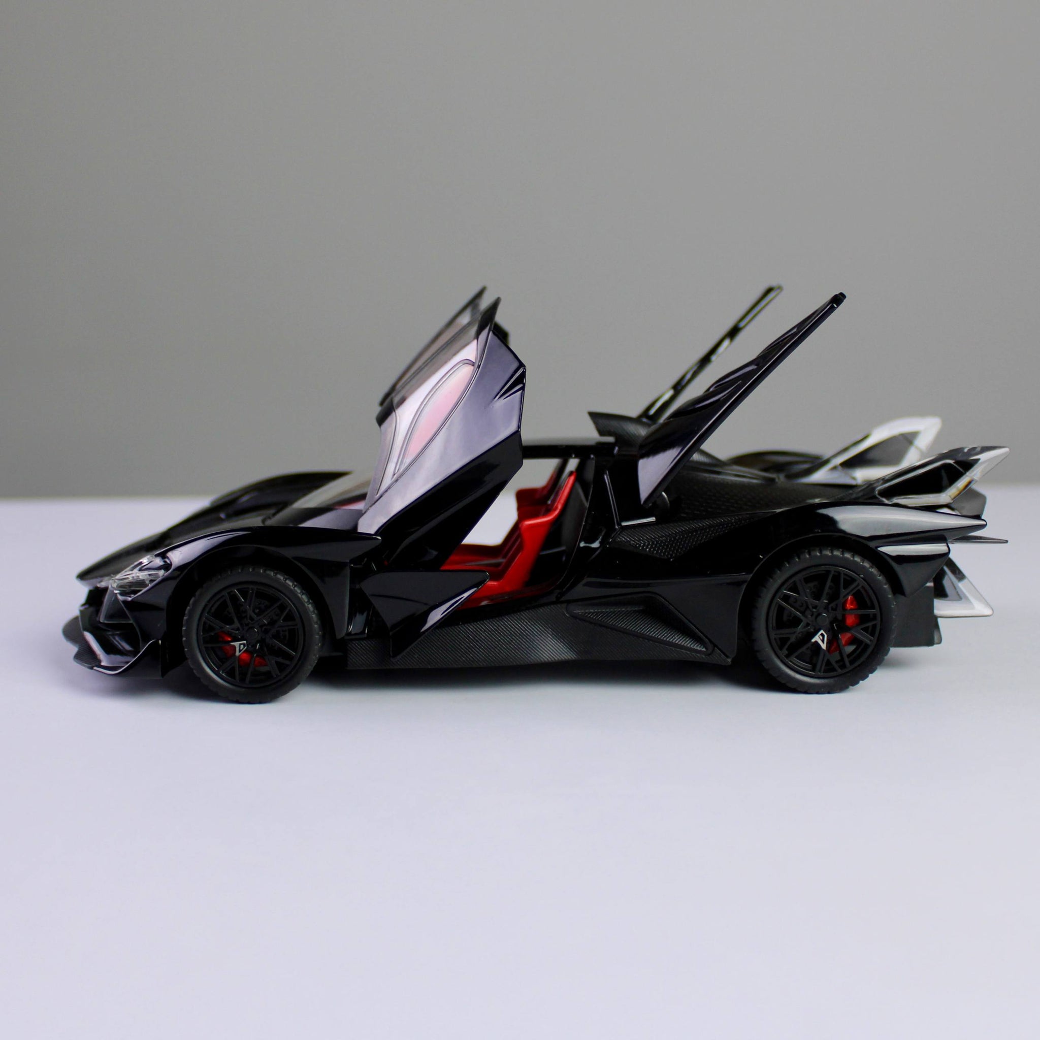 مجسم أبولو بروجيكت إيفو 1:24 مصبوب - أضواء وسحب للخلف