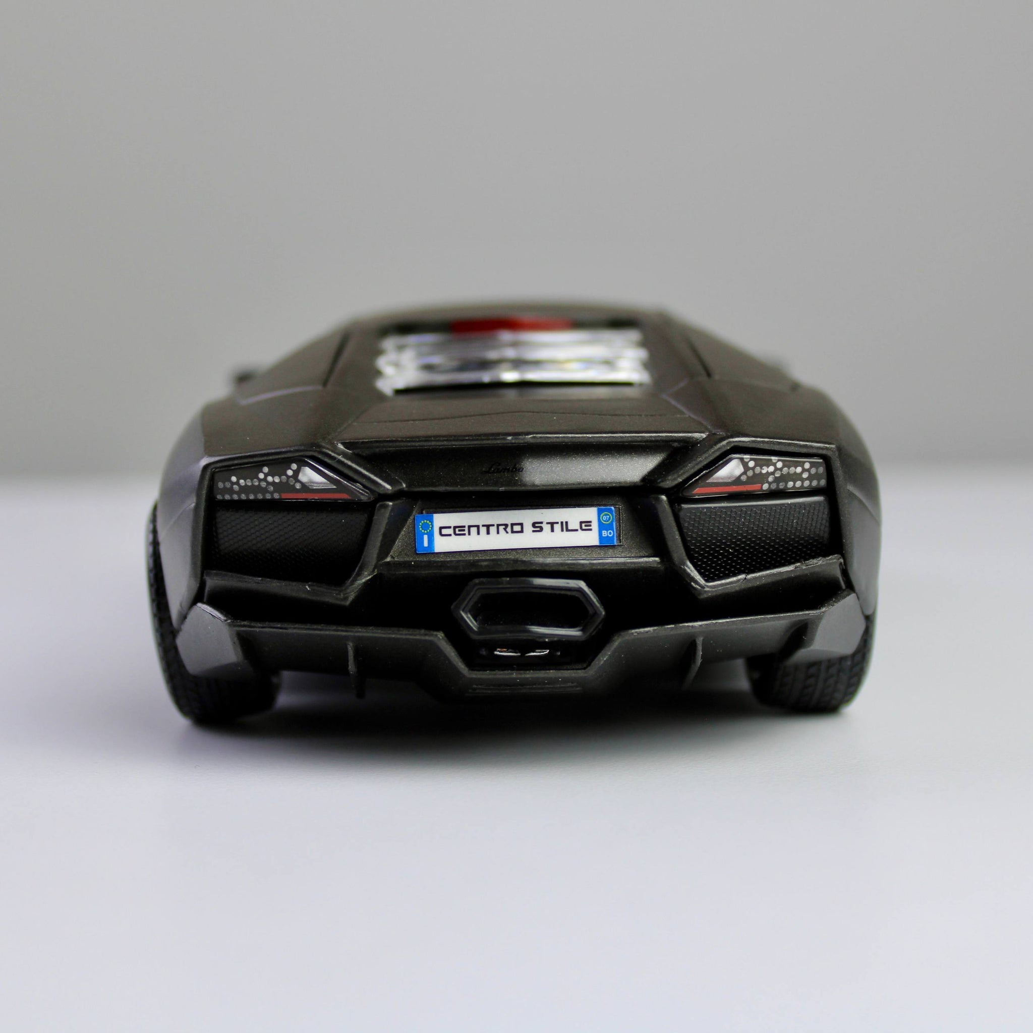 Bburago Lamborghini Reventón 1:24 سيارة نموذجية مصبوبة بالقالب