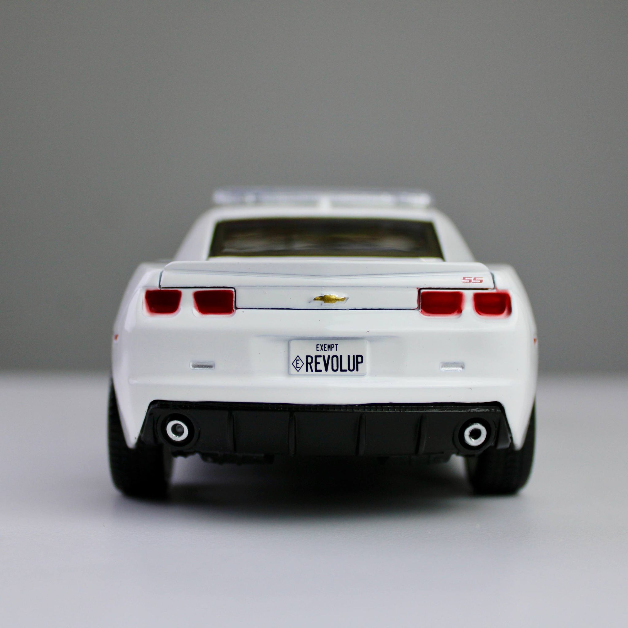 Maisto Chevrolet Camaro Police 2010 1:24 Die-Cast Model Car – Special Edition