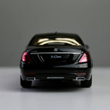 Welly Mercedes-Benz S-Class 1:24 Die-Cast Model Car