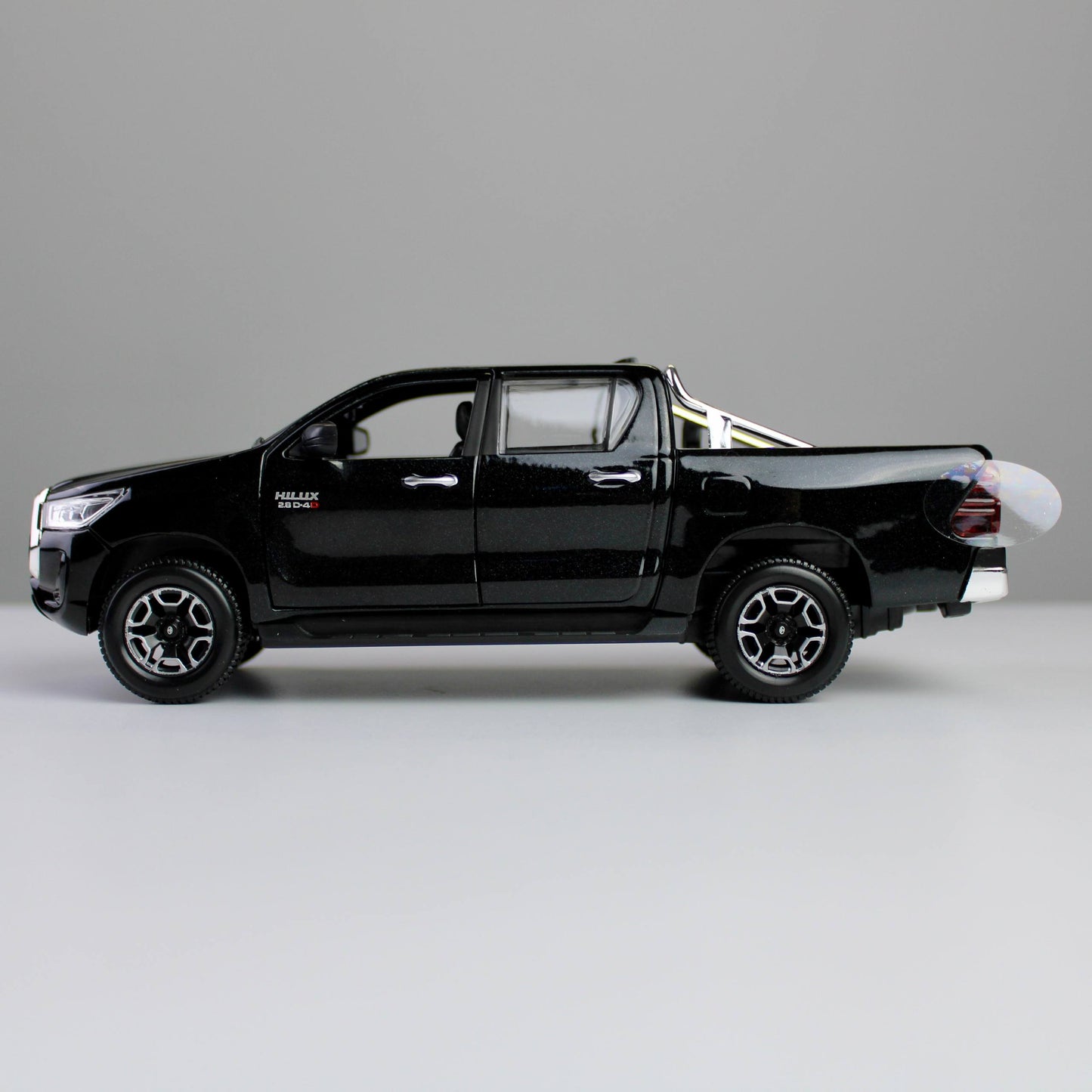 Maisto Toyota Hilux 1:27 Die-Cast Model Pickup Truck – Special Edition