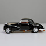Classic Die-Cast Model Car – 1:32 Scale