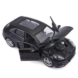 Bburago Porsche Macan 1:24 Die-Cast Model SUV – Star Collezione