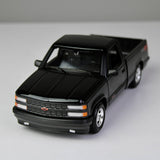 Maisto Chevrolet 454 SS 1993 Die-Cast Pickup Truck (1:24)