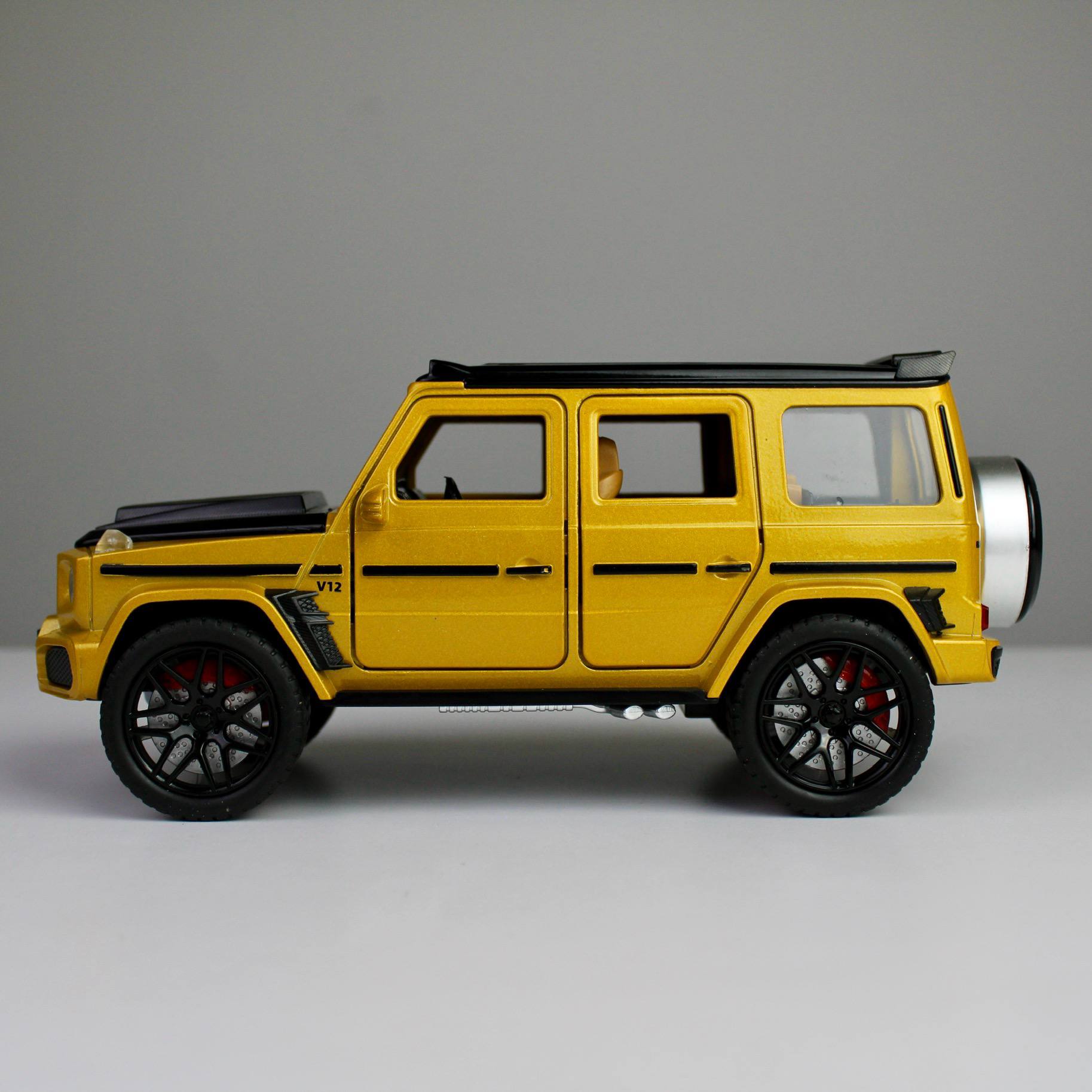 Mercedes-Benz G-Class Brabus Die-Cast 1:24 – Metal Model with Opening Doors, Lights & Sounds