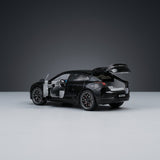 1:24 Plastic Zeekr 001 – Light & Sound Model Car