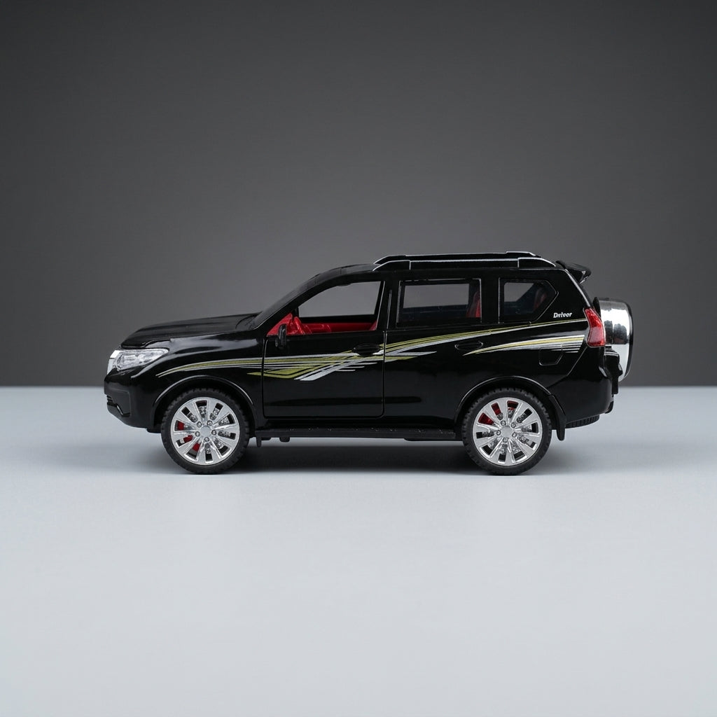 1:24 Plastic Toyota Land Cruiser Prado – Light & Sound
