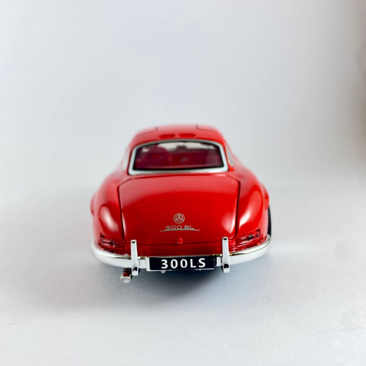 Mercedes-Benz 300SL 1:32 Scale Die-Cast Model Car