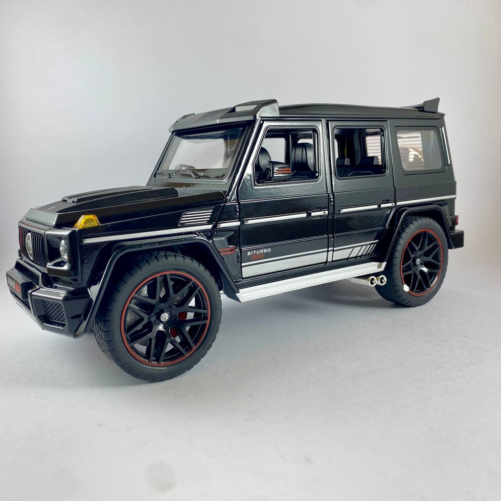 Mercedes-Benz BRABUS G800 1:18 Scale Die-Cast Model Car