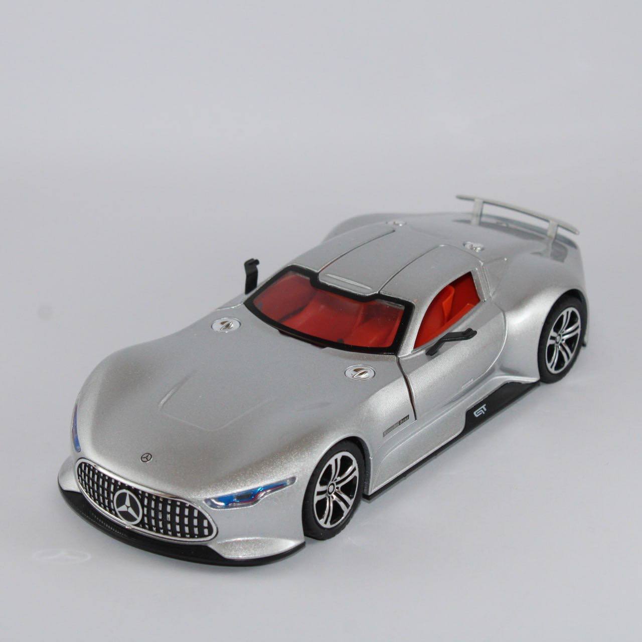 Mercedes-Benz AMG Vision Gran Turismo – 1:24 Scale Die-Cast Model