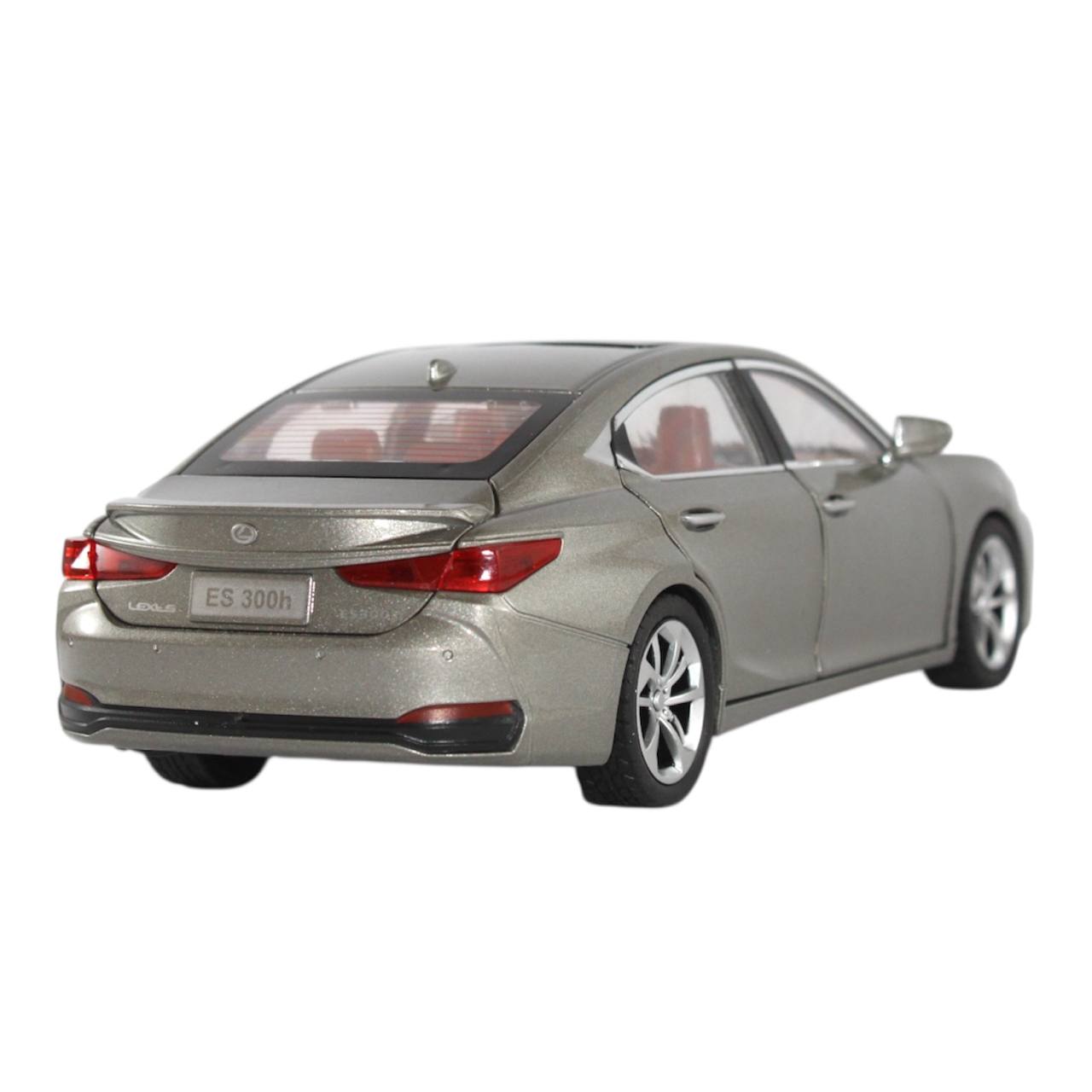 Lexus ES300 Diecast Model – Scale 1:24