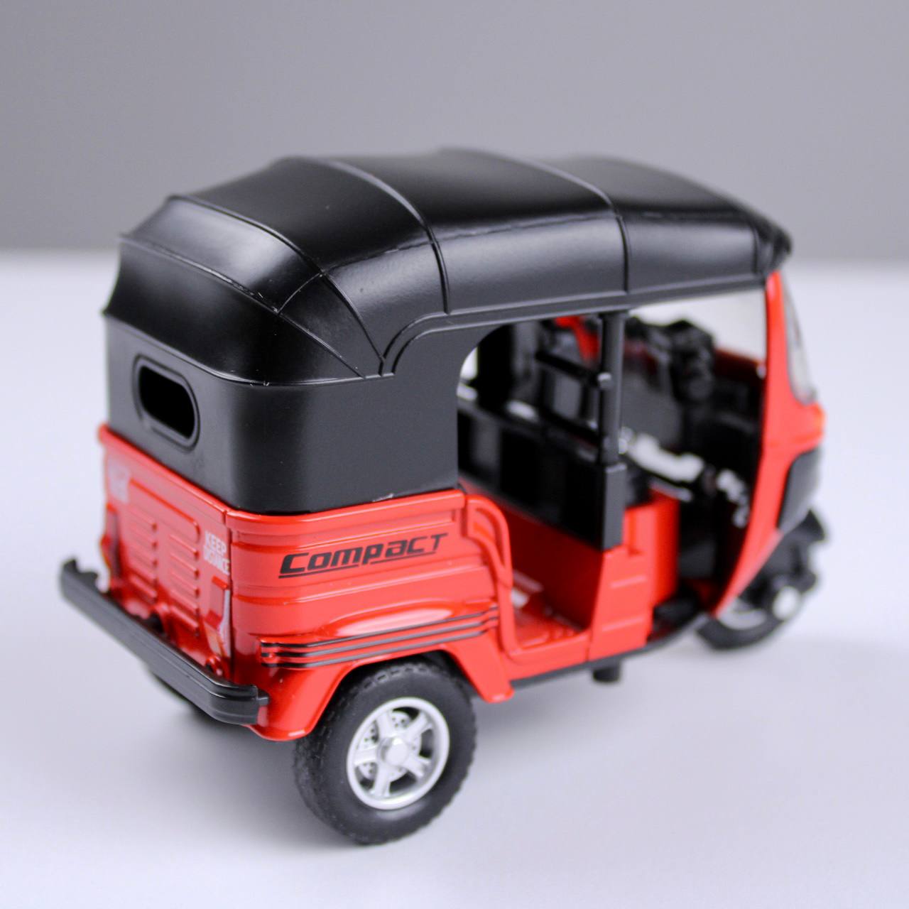 Die-Cast TukTuk – 1:14 Scale