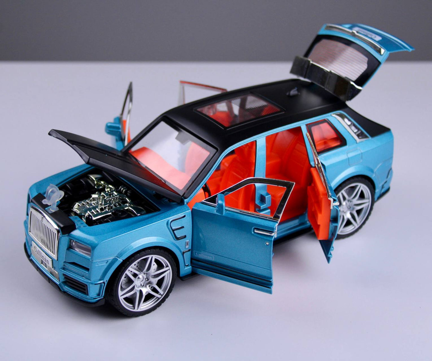 Rolls Royce Cullinan Mansory Model Car – 1:24 Scale