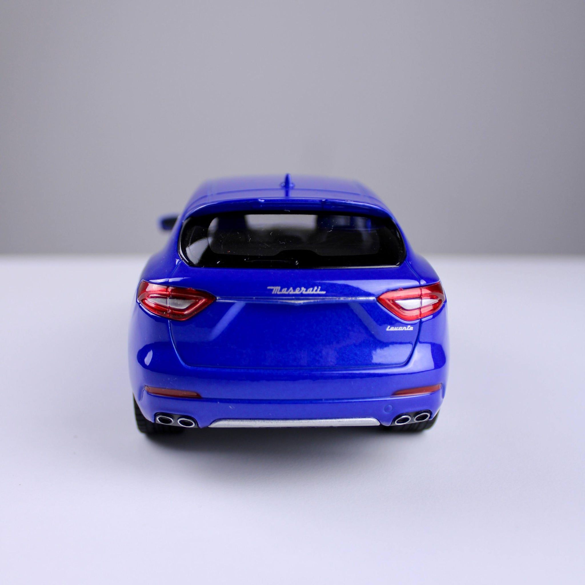Maserati Levante Die-Cast Model – Welly Scale 1:24