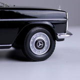 Mercedes-Benz 220 Die-Cast Model – Black