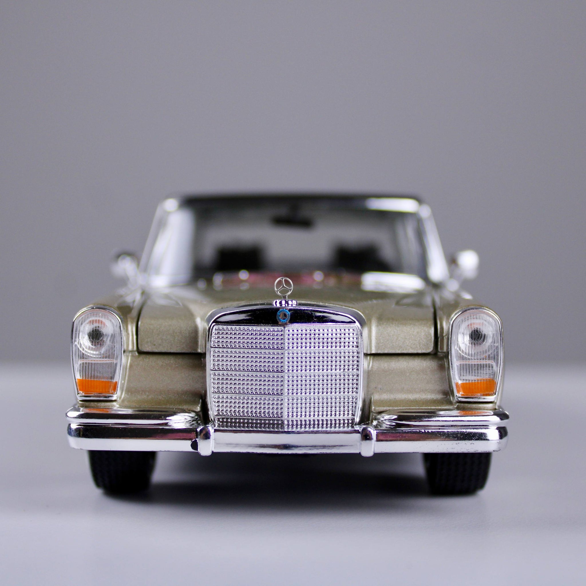 Mercedes Benz 600 Die-Cast Model – 1963