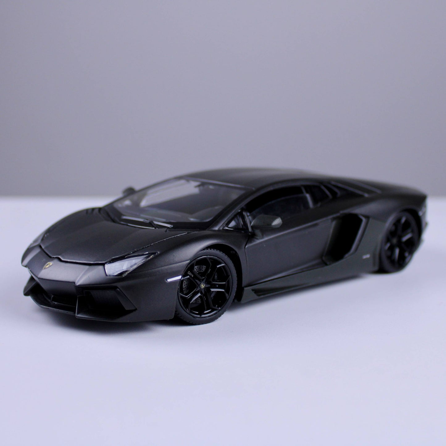 Lamborghini Aventador Coupe