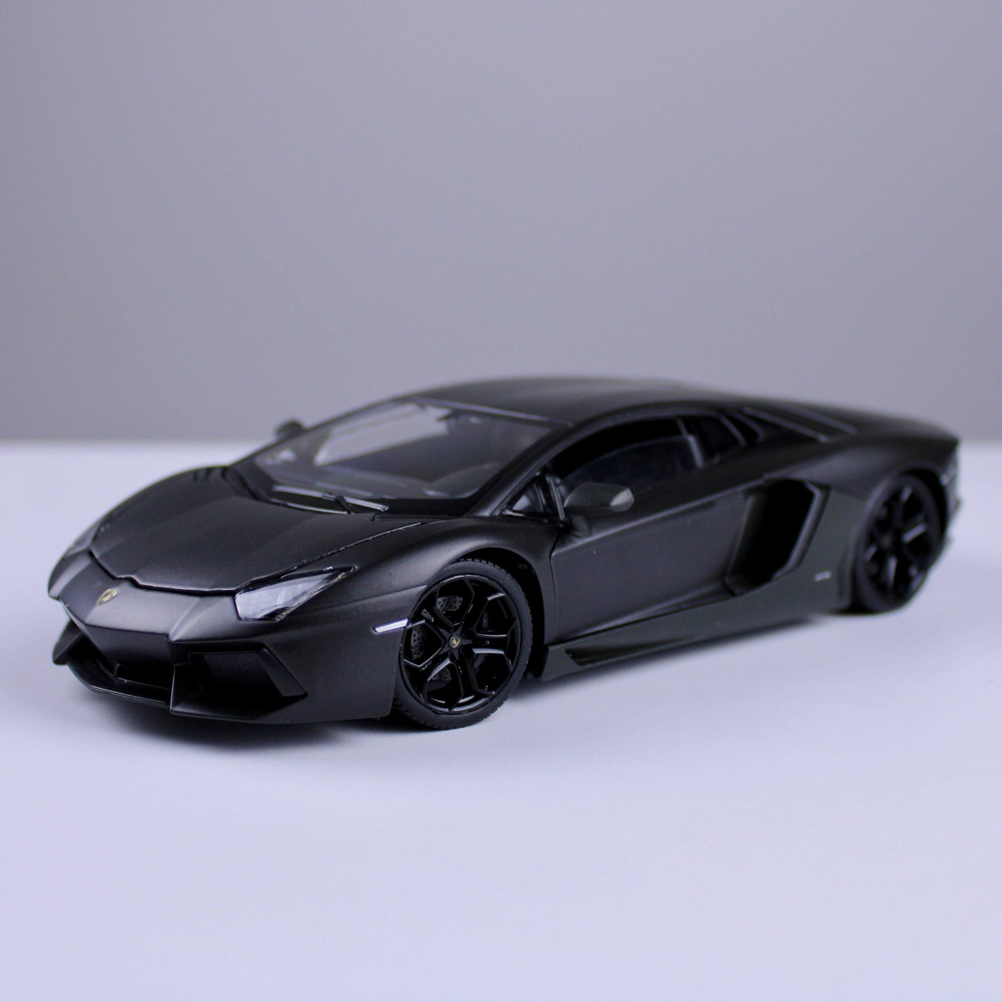 Lamborghini Aventador Coupe