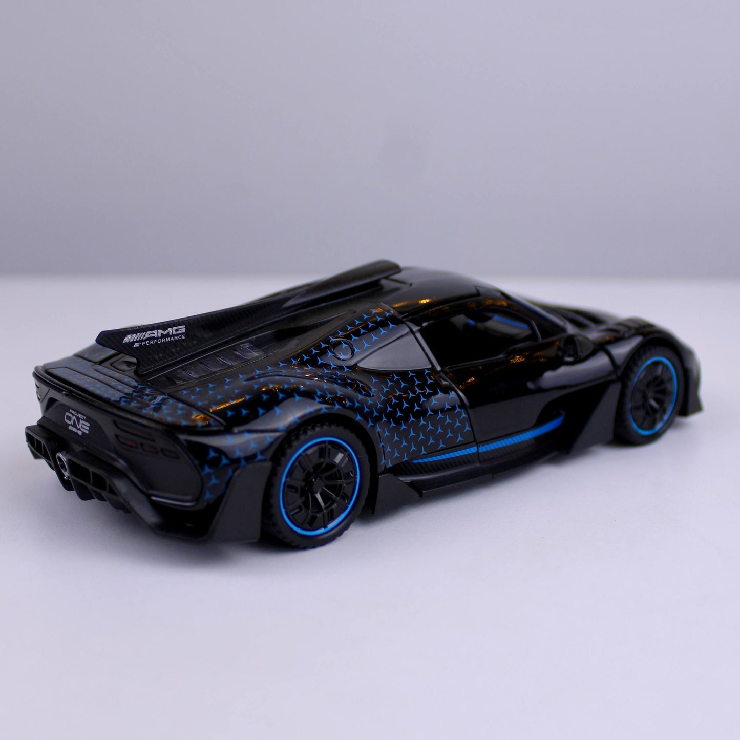 Mercedes-Benz AMG One – 1:32