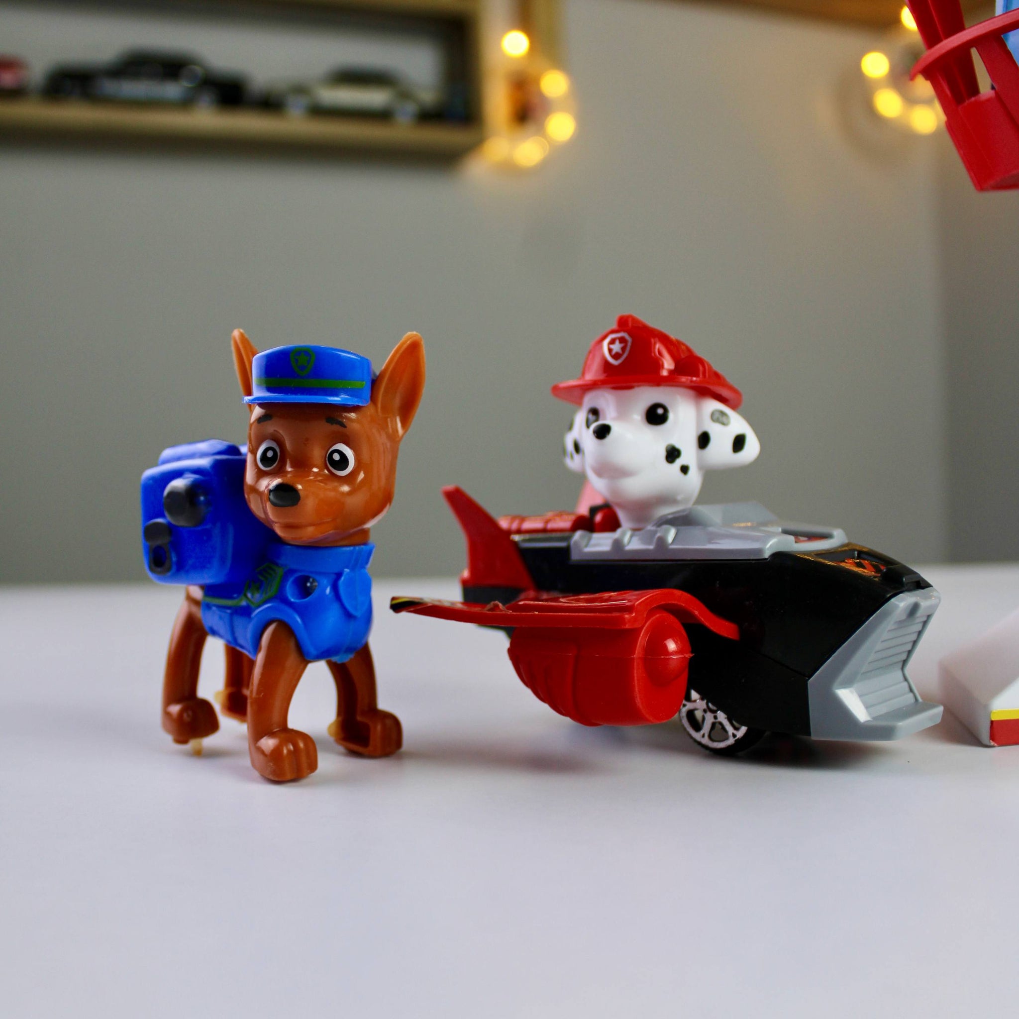 طقم شخصيات Paw Patrol مع برج المراقبة