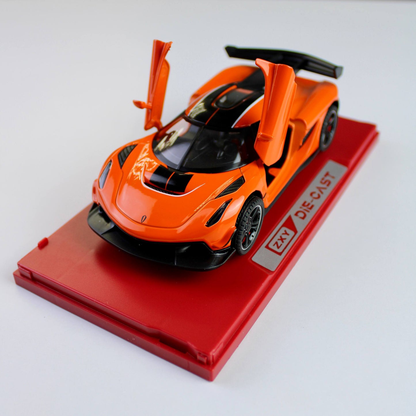 Koenigsegg Jesko 1:32 Diecast Model