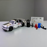 Retro Drift RC – سيارة تحكم عن بعد بمقياس 1:16